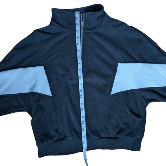 Garage Black and White Quarter Zip Women Size Medium - Picture 6 of 9